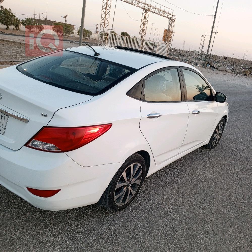 هیوندای ئەکسنت